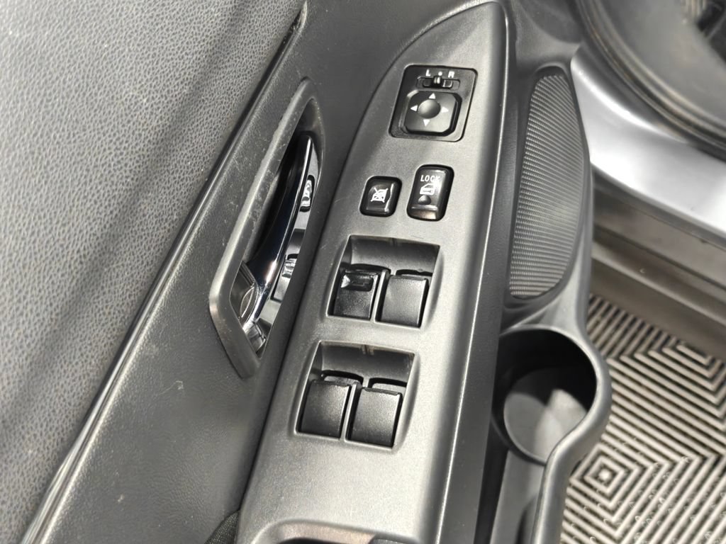 Used 2023 Mitsubishi Outlander Sport ES AWD/4WD image 34