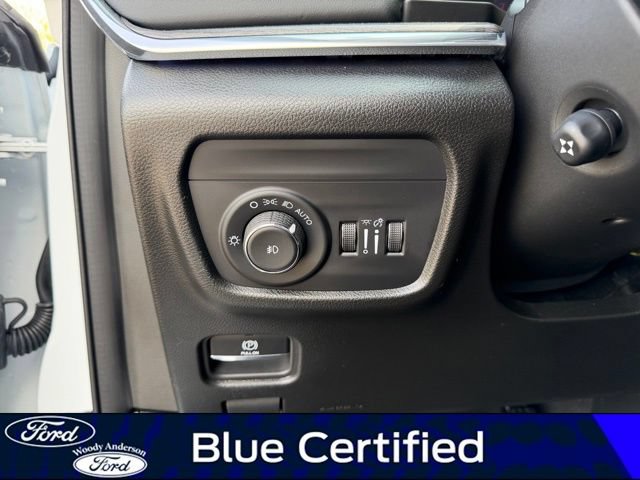 Used 2024 Jeep Grand Cherokee L Overland w/ Trailer Tow Package AWD/4WD image 20