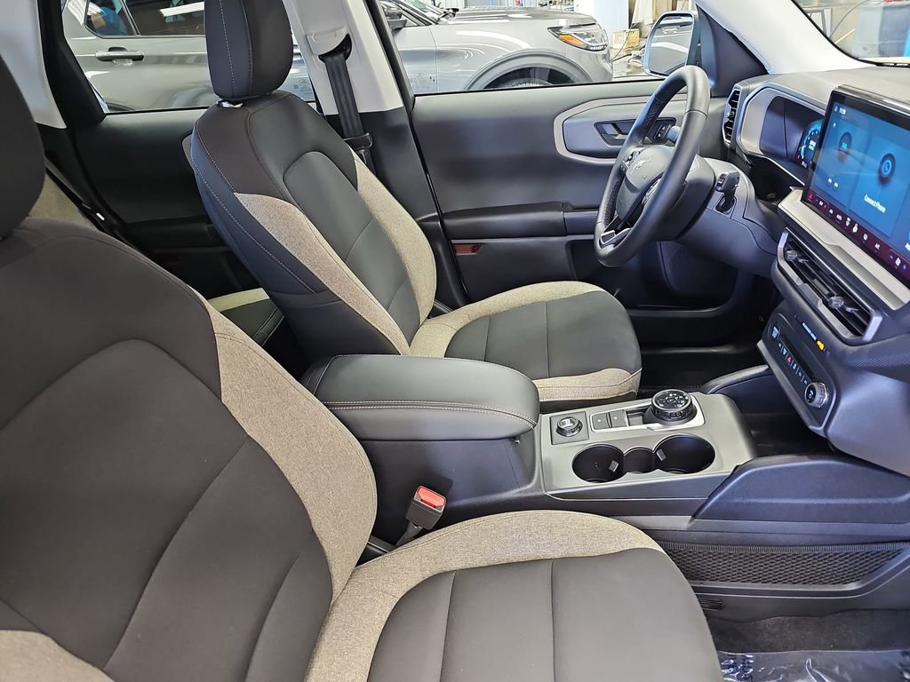 Used 2025 Ford Bronco Sport Big Bend w/ Convenience Package image 10