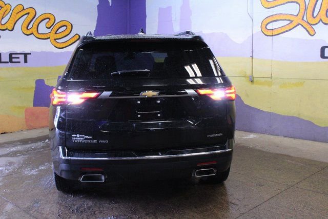 Used 2023 Chevrolet Traverse Premier image 7