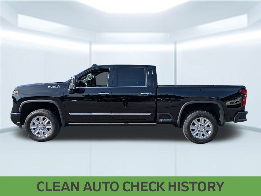 Used 2025 Chevrolet Silverado 2500 High Country w/ High Country Premium Package image 2
