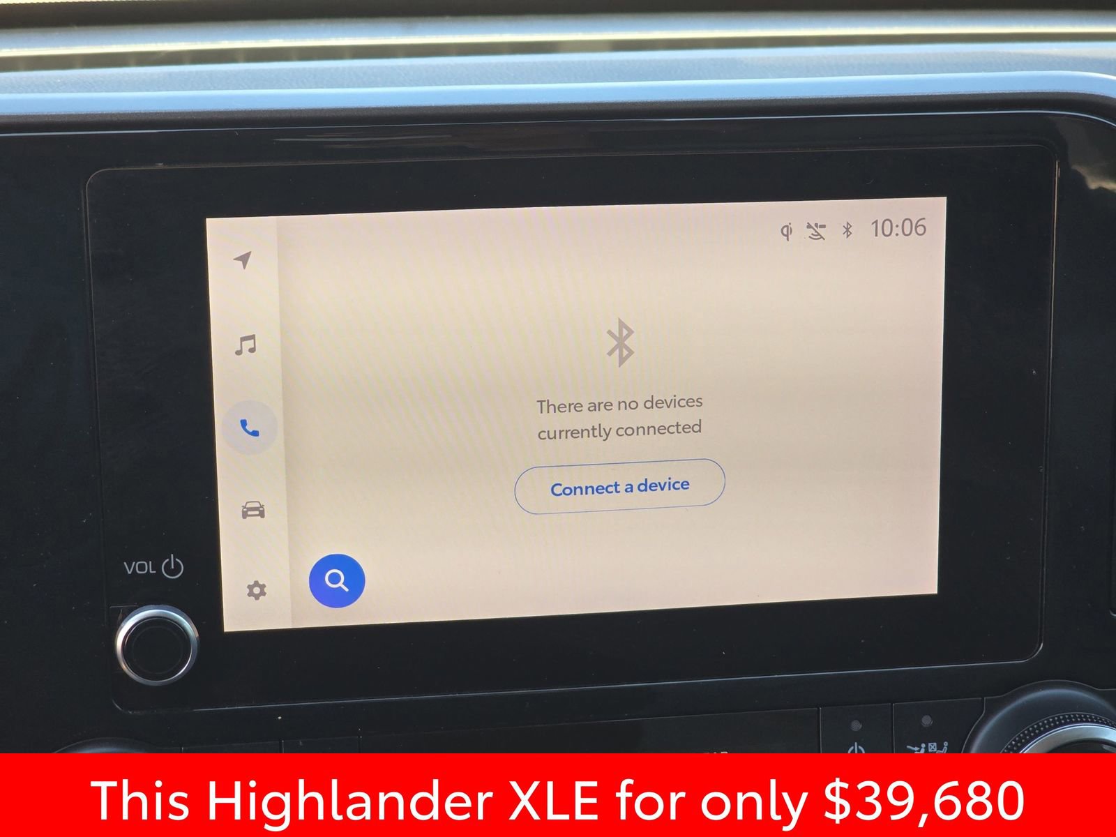 Used 2024 Toyota Highlander XLE image 30