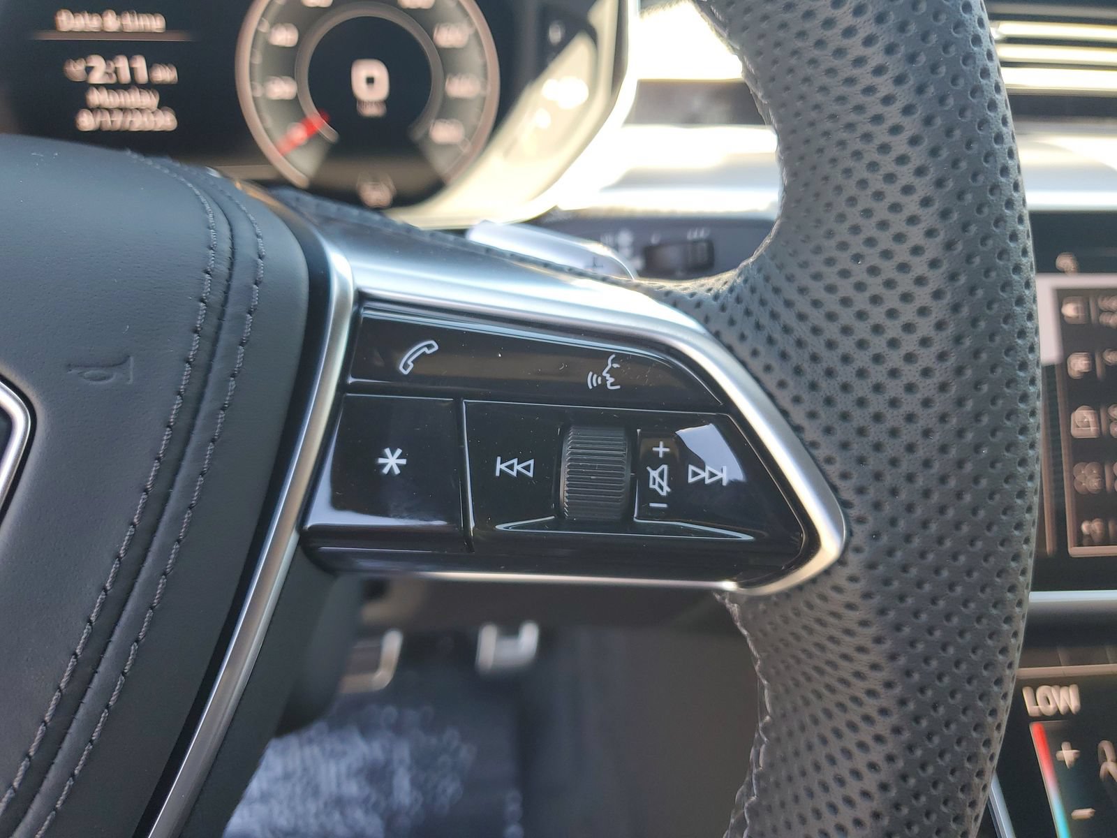 New 2026 Audi S8 AWD/4WD image 31