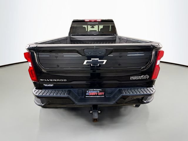 Used 2023 Chevrolet Silverado 2500 High Country w/ Z71 Off-Road Package AWD/4WD image 6
