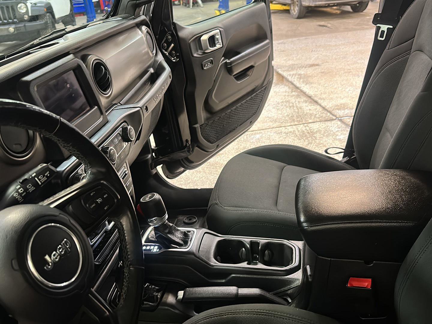 Used 2021 Jeep Wrangler Unlimited Willys image 22