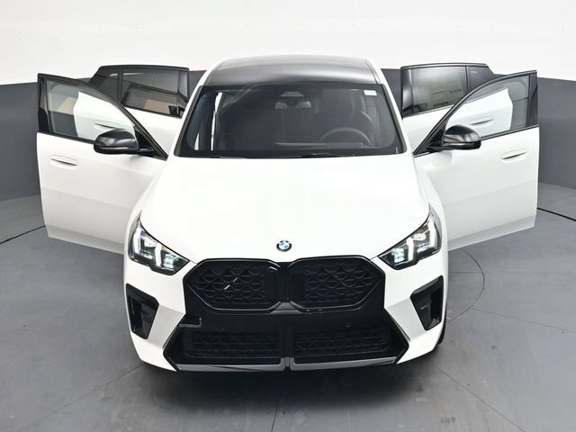 New 2026 BMW X2 xDrive28i w/ Technology Package AWD/4WD image 34