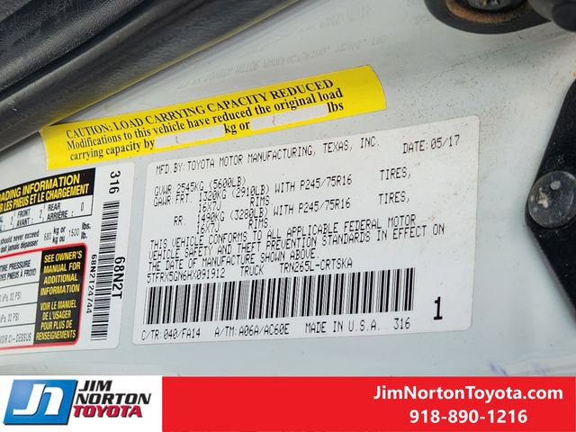 Used 2017 Toyota Tacoma SR RWD image 33