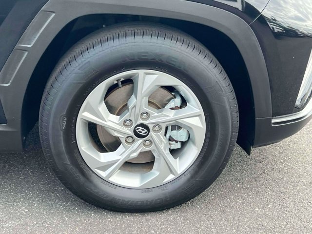Certified 2024 Hyundai Tucson SEL FWD image 8