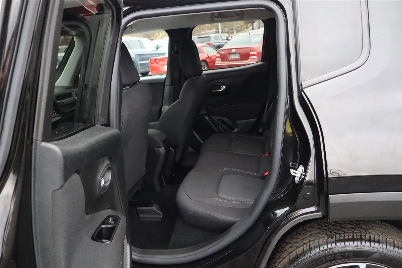 Used 2021 Jeep Renegade Sport image 25