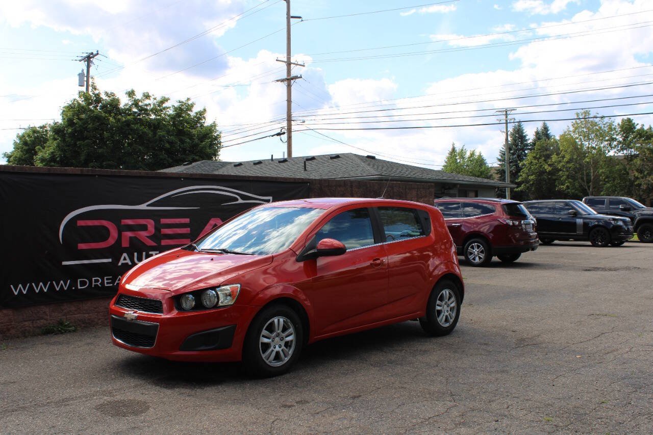 Used 2012 Chevrolet Sonic LT FWD image 1