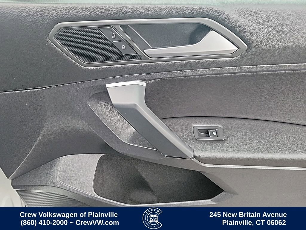 Used 2019 Volkswagen Tiguan SE image 44