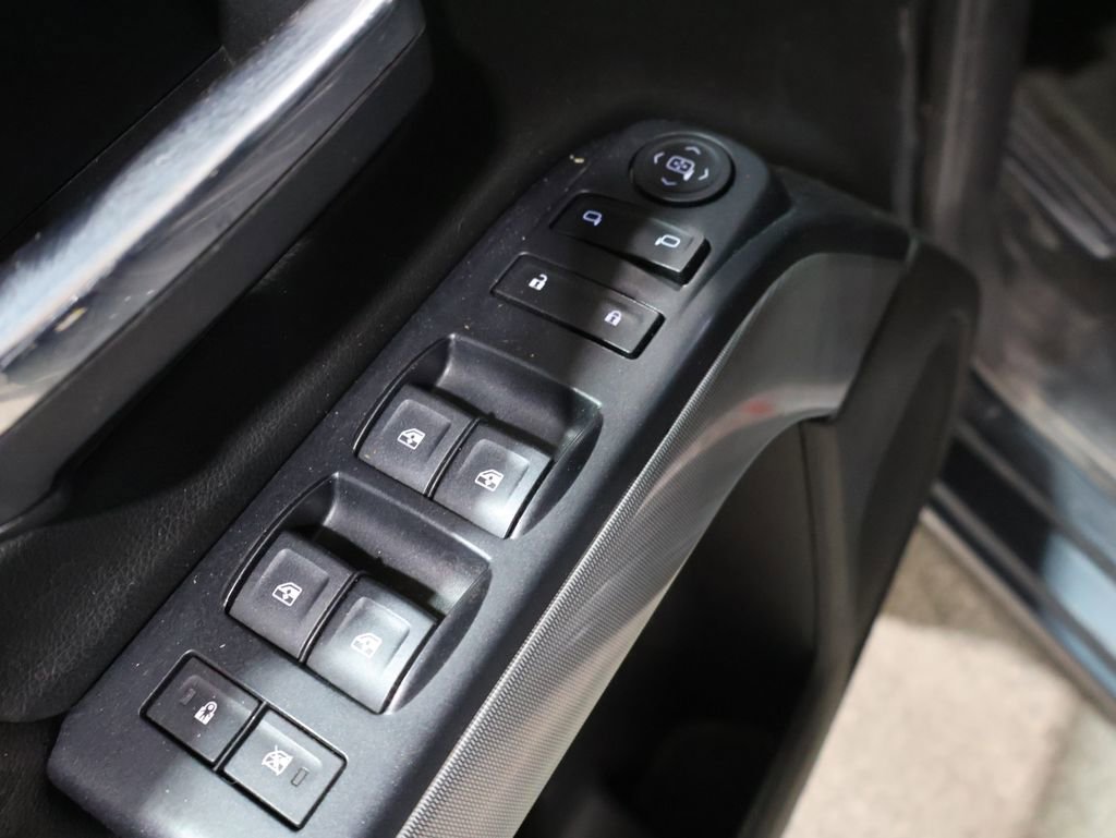 Used 2018 Chevrolet Silverado 1500 LT w/ All Star Edition image 15