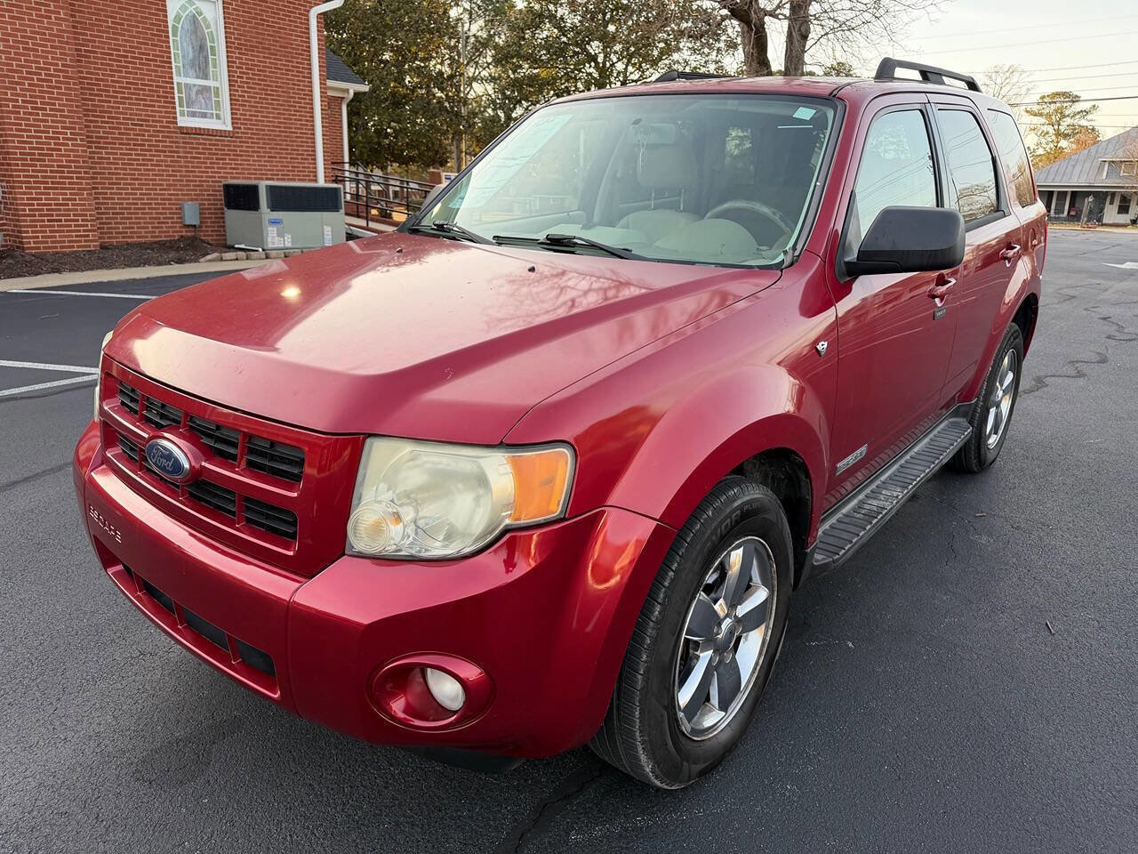 Used 2008 Ford Escape Limited FWD image 2
