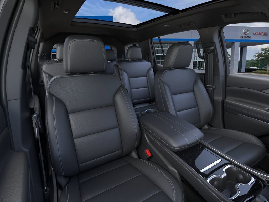 New 2026 Chevrolet Traverse LT w/ Sun and Wheel Package FWD image 16