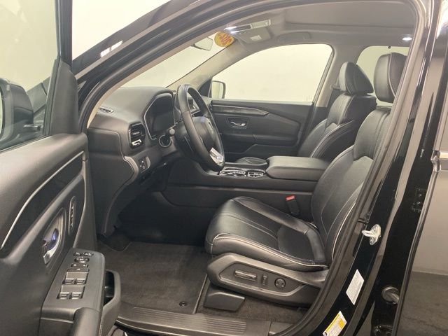 Used 2023 Honda Pilot Elite image 8