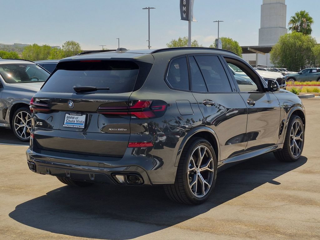 New 2026 BMW X5 xDrive50e w/ M Sport Package AWD/4WD image 6