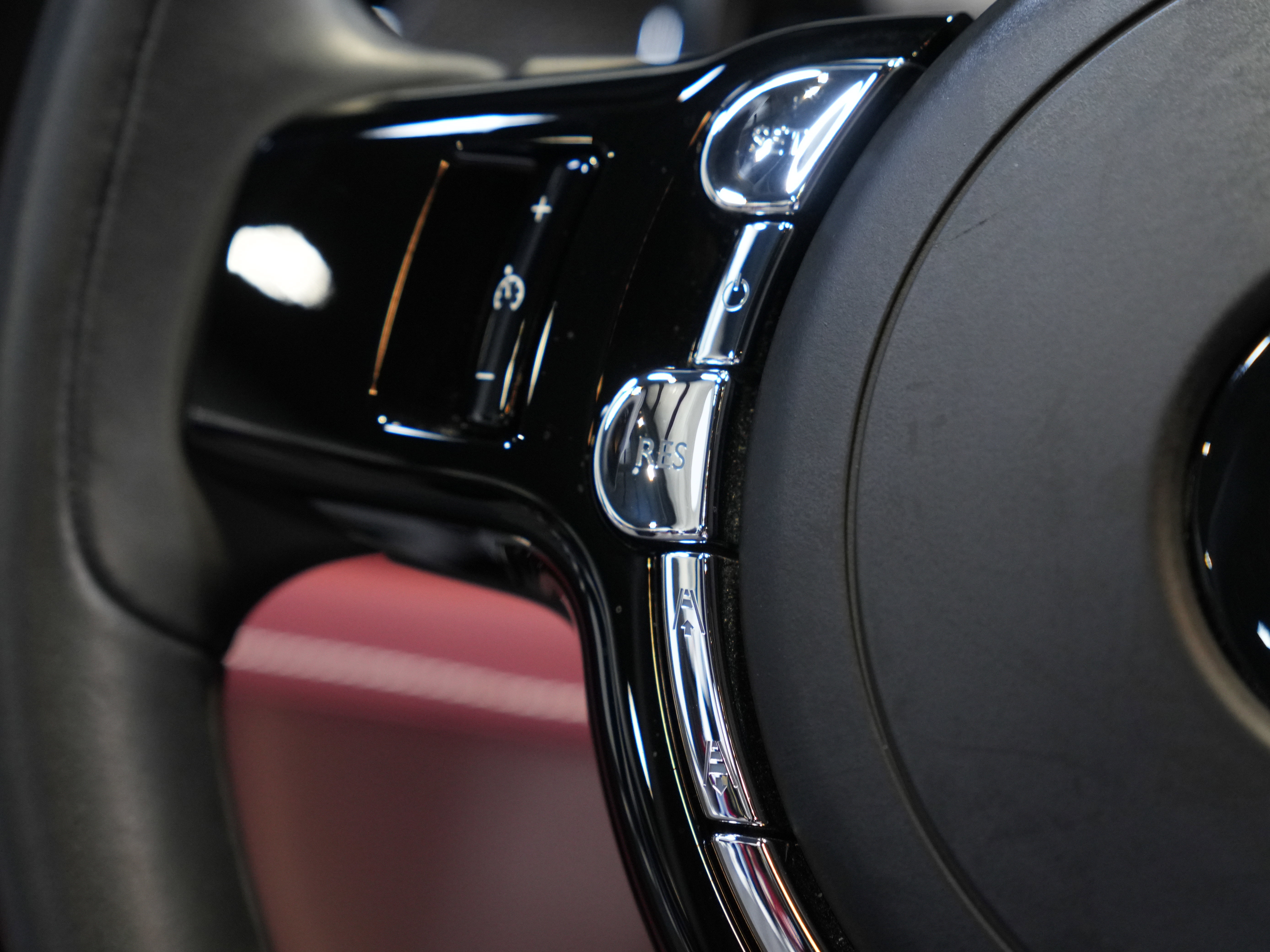 Used 2020 Rolls-Royce Ghost image 42