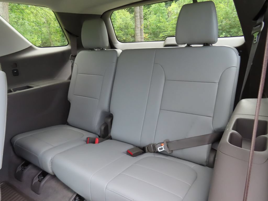 Used 2019 Chevrolet Traverse LT w/ LT Premium Package AWD/4WD image 30