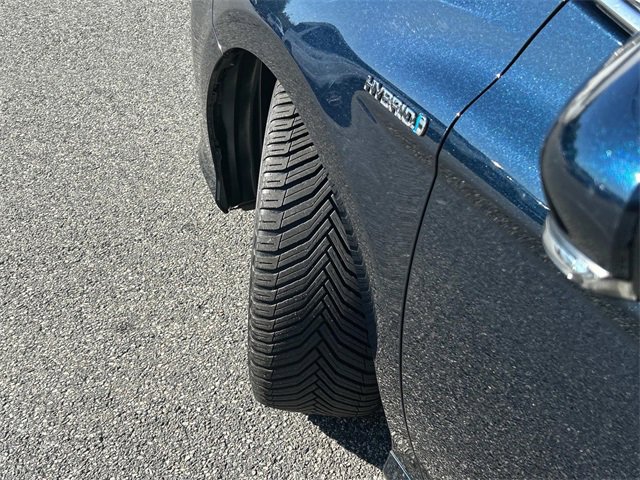 Used 2020 Toyota Camry XLE image 10