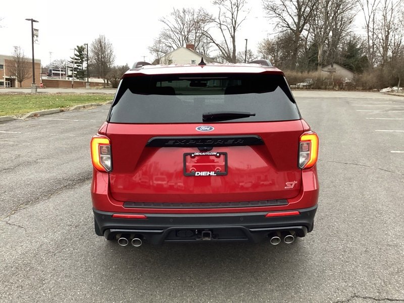 Used 2023 Ford Explorer ST w/ Equipment Group 401A image 7