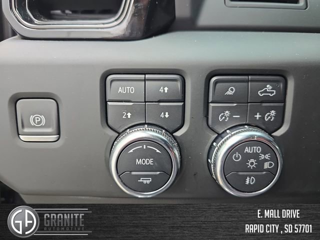 Used 2022 GMC Sierra 1500 AT4 w/ AT4 Preferred Package image 32