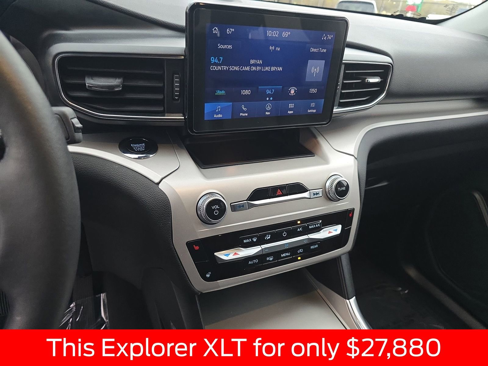 Used 2023 Ford Explorer XLT w/ Equipment Group 202A RWD image 29