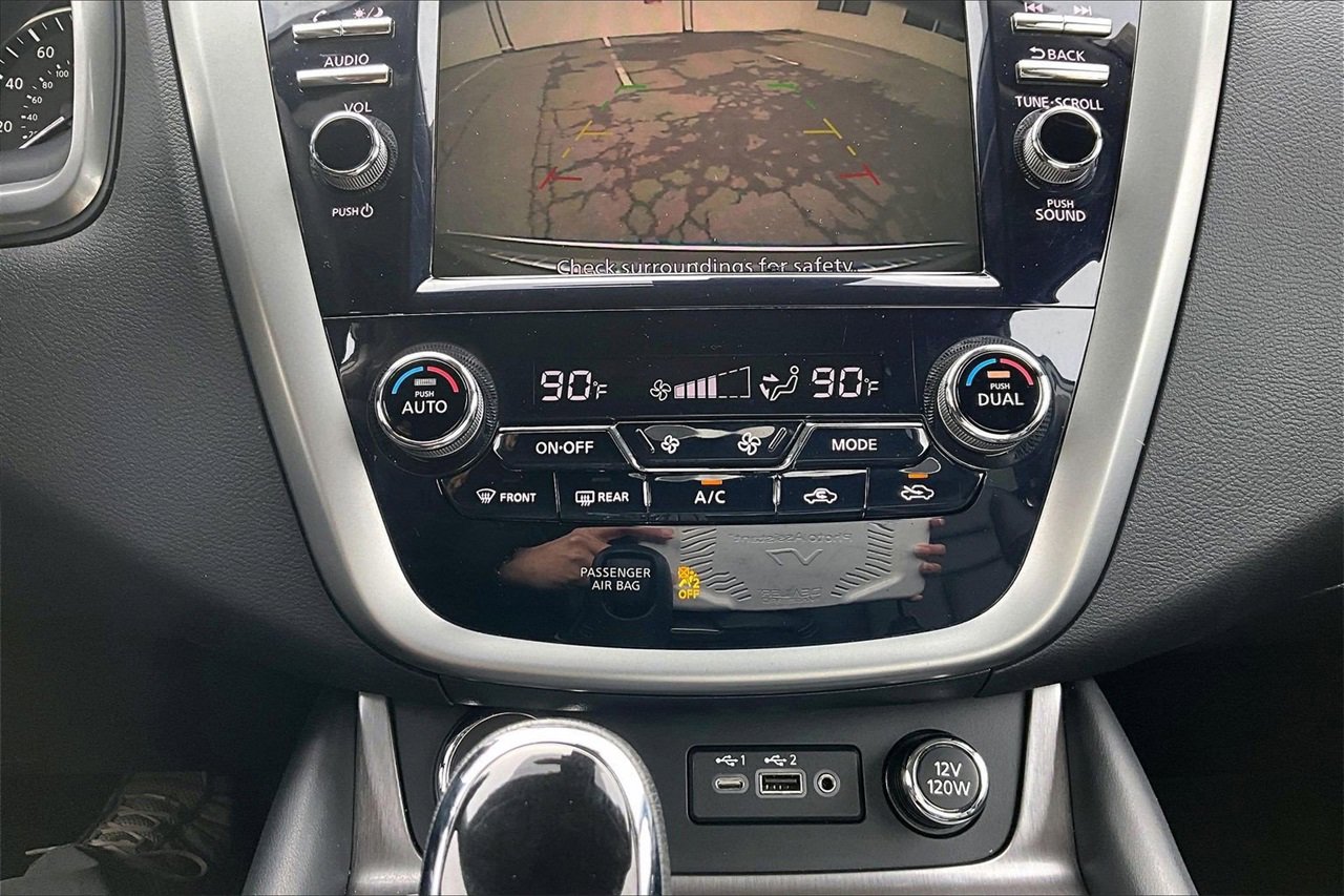 Used 2023 Nissan Murano SV w/ Cargo Package image 17