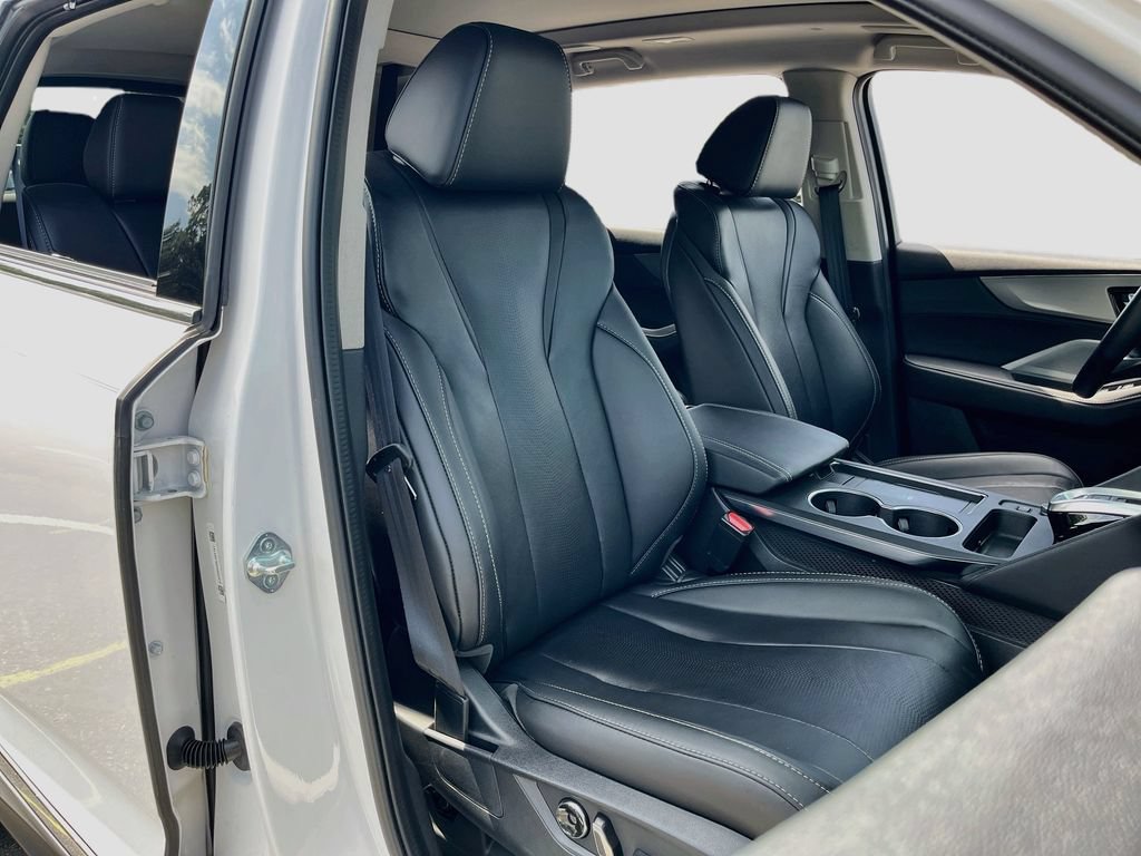 Used 2025 Acura MDX w/ Technology Package FWD image 30