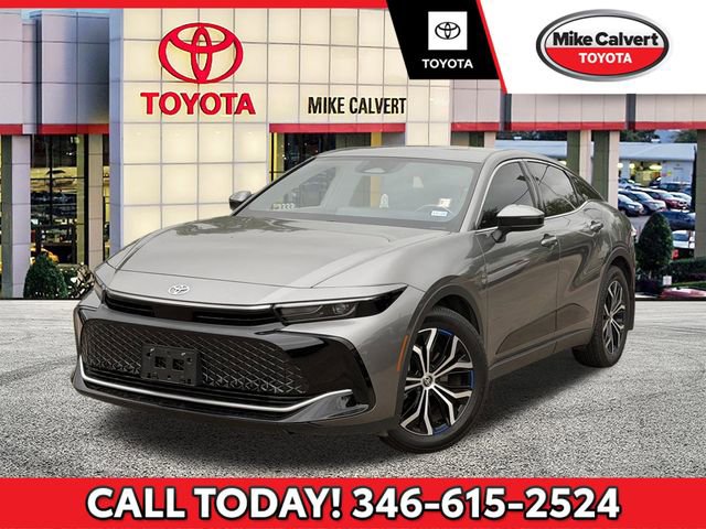 Used 2023 Toyota Crown XLE