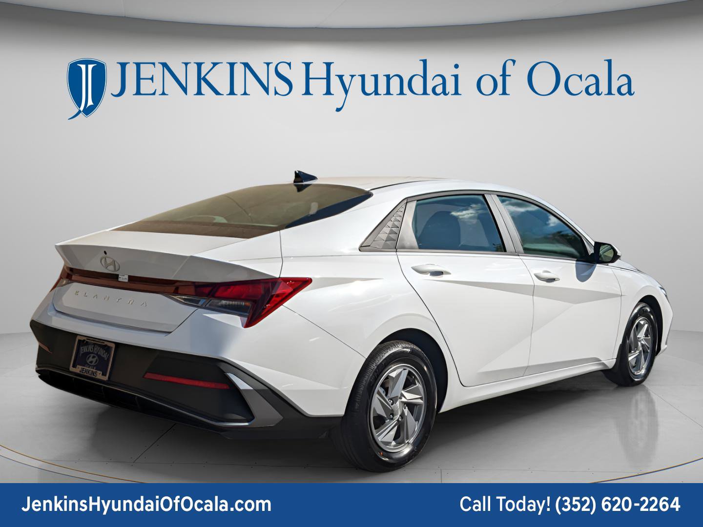 New 2026 Hyundai Elantra SE FWD image 5
