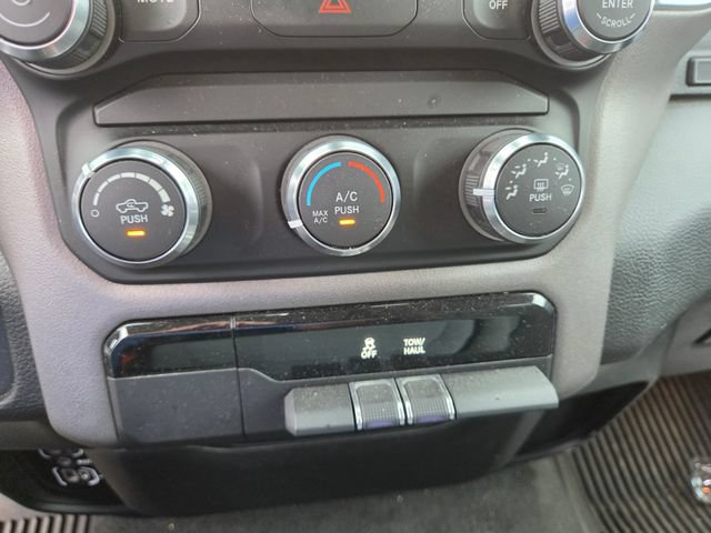 Used 2020 RAM 1500 Big Horn AWD/4WD image 9