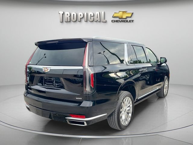 Used 2024 Cadillac Escalade ESV Premium Luxury w/ Performance Package AWD/4WD image 3