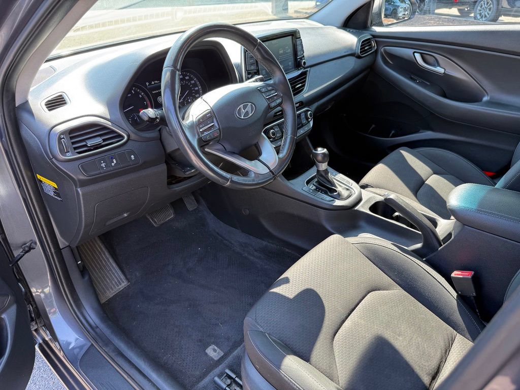 Used 2018 Hyundai Elantra GT w/ Style Package 02 FWD image 17