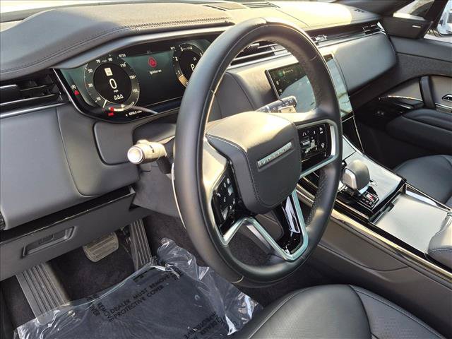 Used 2024 Land Rover Range Rover Sport SE AWD/4WD image 10