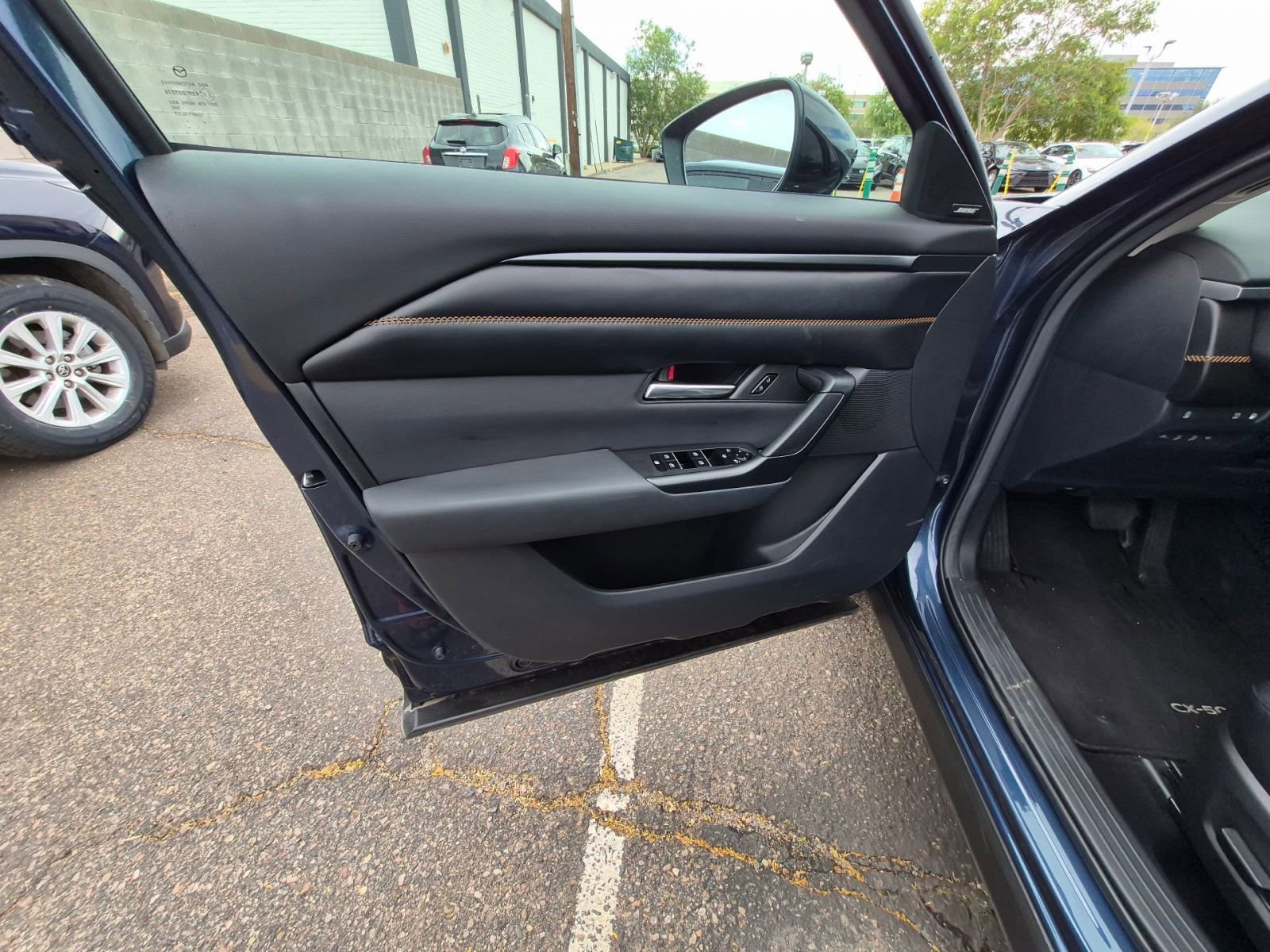 Used 2025 MAZDA CX-50 2.5 Hybrid w/ Premium Plus Pkg image 11