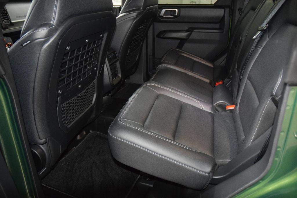 Used 2025 Ford Bronco Badlands AWD/4WD image 47