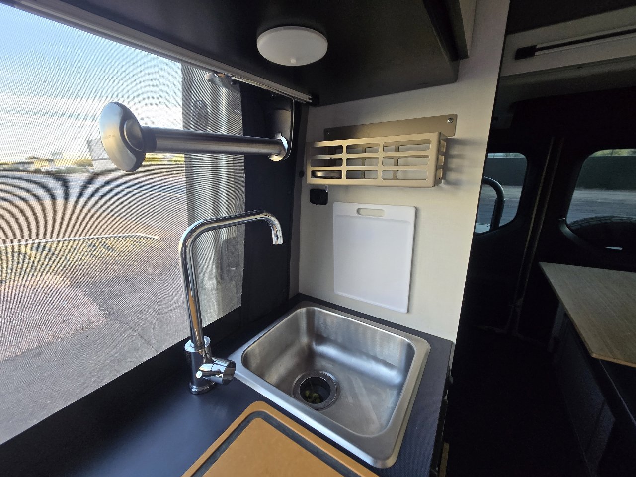 Used 2020 Mercedes-Benz Sprinter 2500 image 53