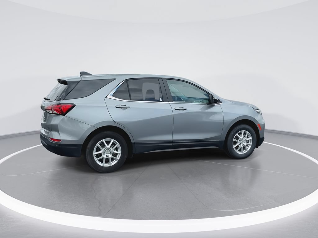 Used 2024 Chevrolet Equinox LT AWD/4WD image 8