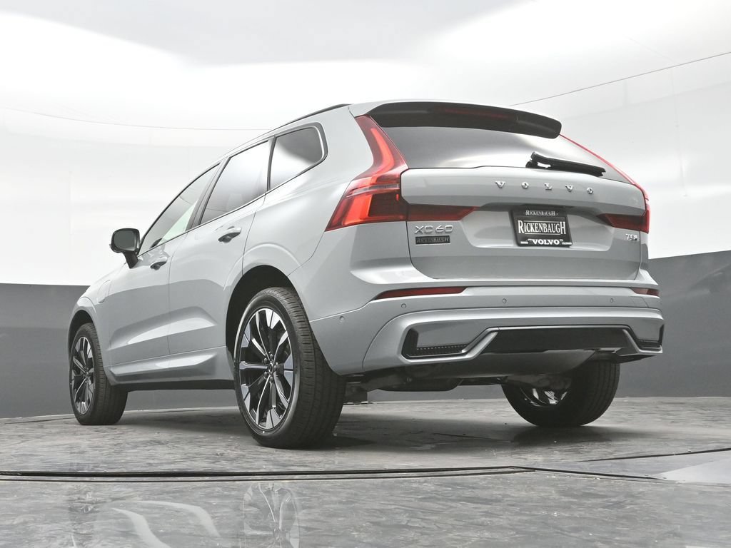 New 2026 Volvo XC60 T8 Plus w/ Climate Package PRO AWD/4WD image 25