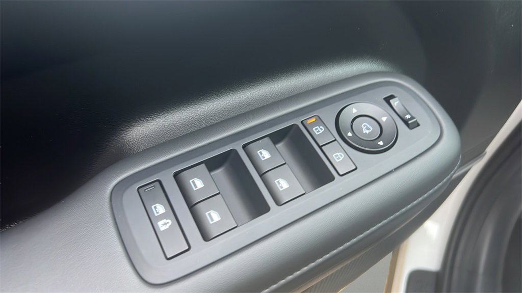 Used 2024 Hyundai Santa Fe Limited image 18