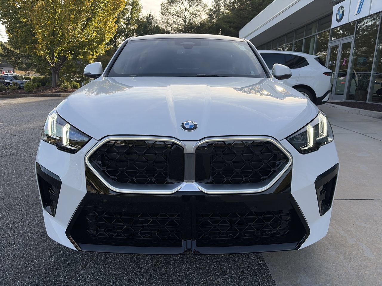 New 2027 BMW X2 xDrive28i w/ M Sport Package AWD/4WD image 10