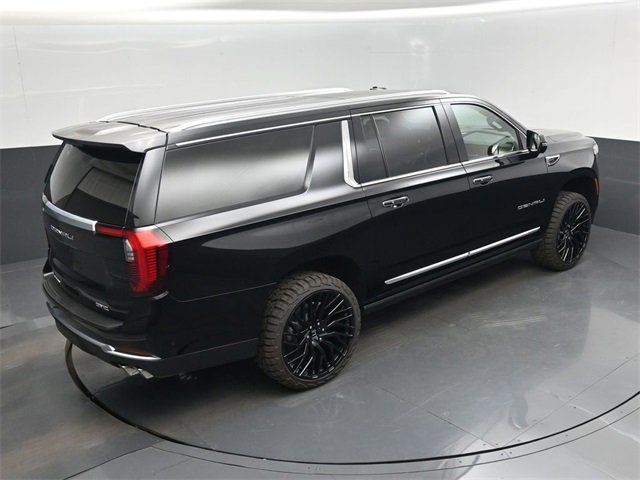 Used 2025 GMC Yukon XL Denali w/ Sun & Power Step Package image 48