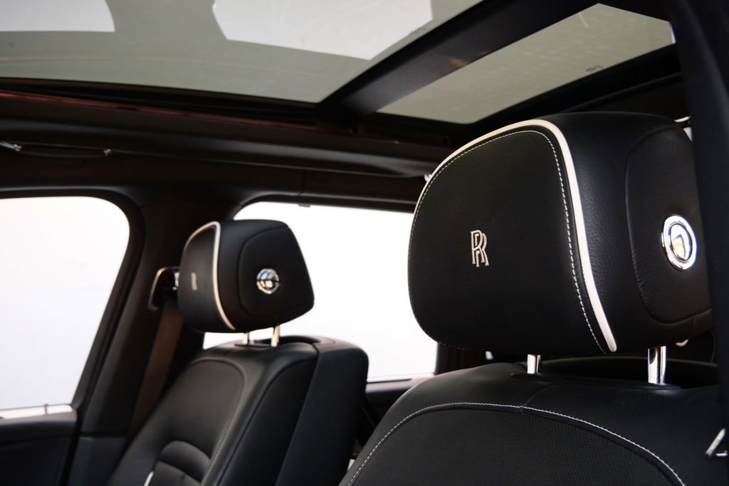 Used 2019 Rolls-Royce Cullinan AWD/4WD image 13