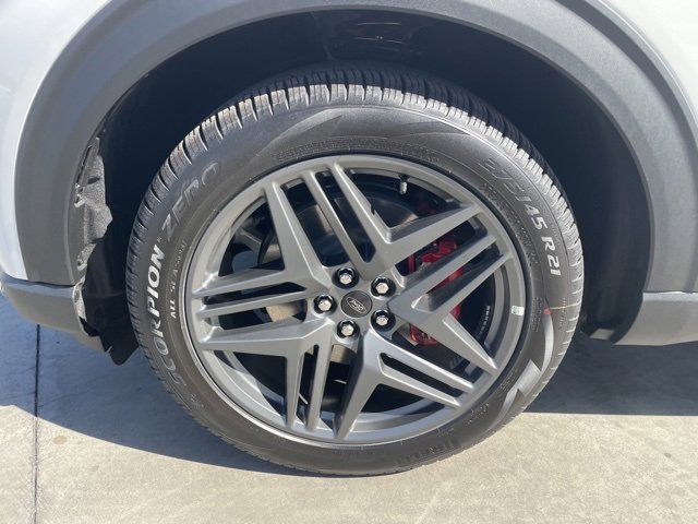 New 2025 Ford Explorer ST-Line w/ Premium Package image 31