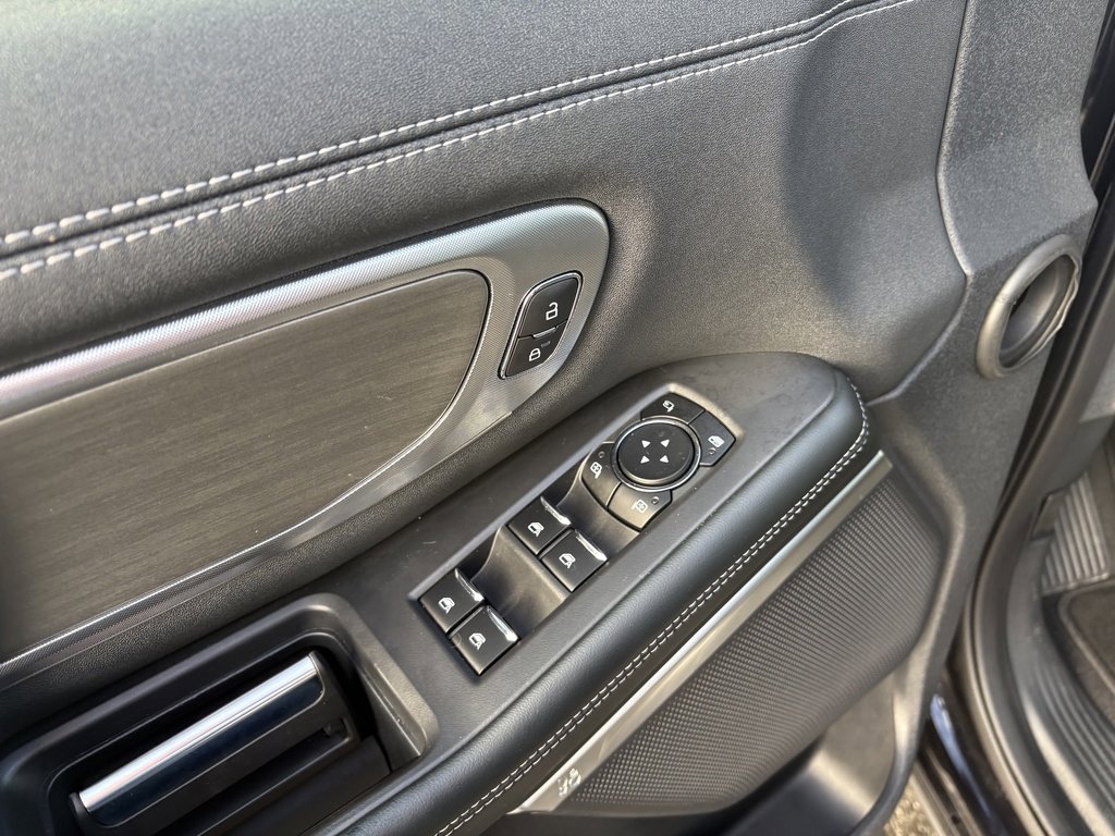 Certified 2025 Ford Expedition Max Platinum image 35