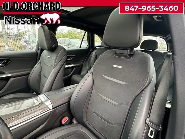 Used 2024 Mercedes-Benz GLC 43 AMG 4MATIC image 11