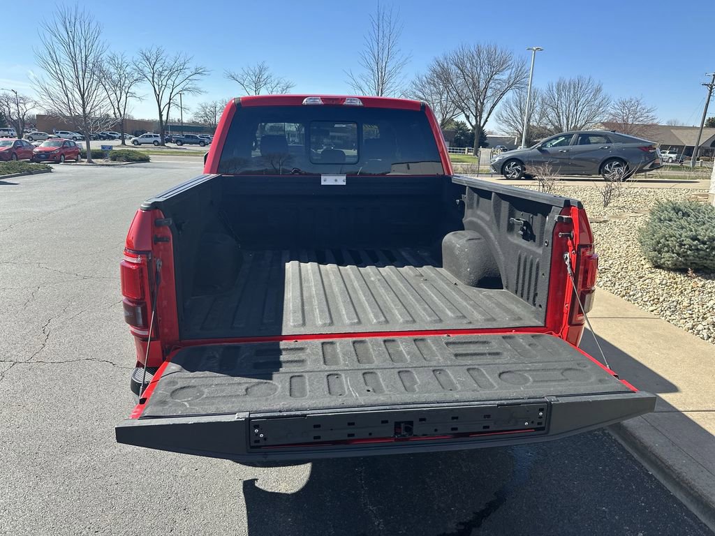 Used 2015 Ford F150 XLT w/ Equipment Group 302A Luxury image 19