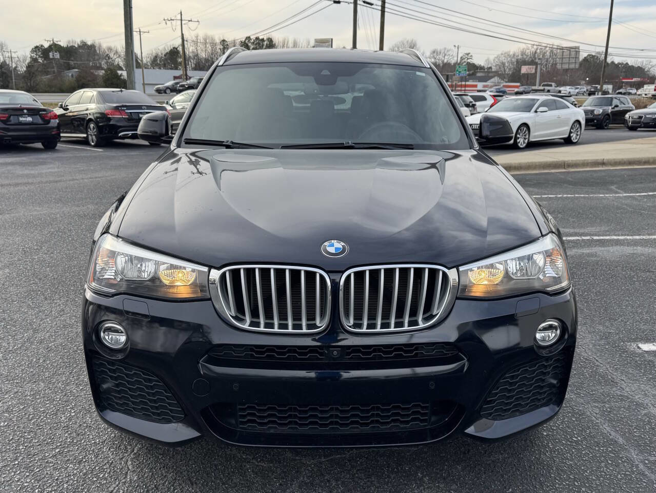 Used 2017 BMW X3 xDrive28i image 2