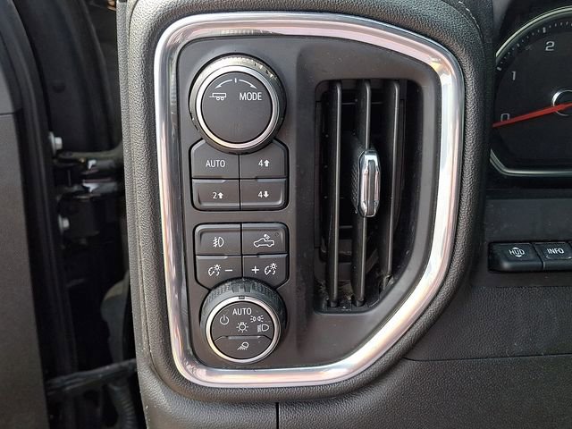 Used 2023 Chevrolet Silverado 3500 High Country AWD/4WD image 18