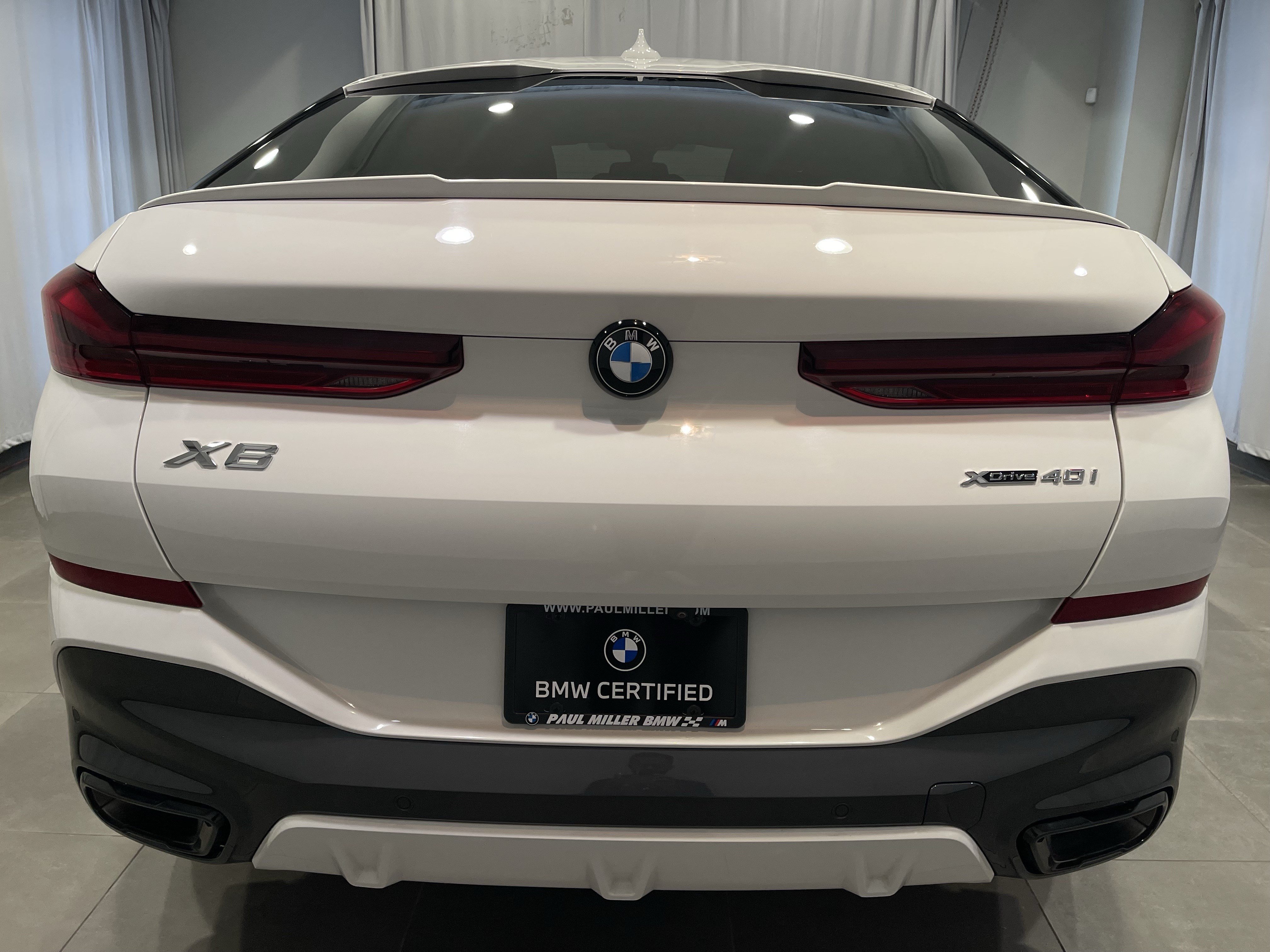 Used 2023 BMW X6 xDrive40i w/ M Sport Package AWD/4WD image 5